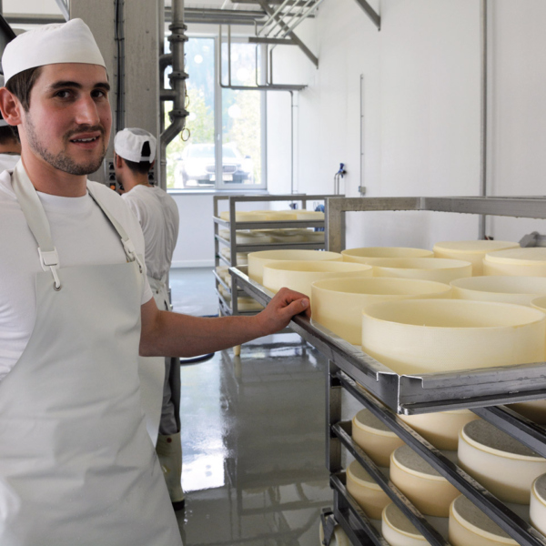 Jakob Sieber von der Alpenkäse Bregenzerwald Sennerei Genossenschaft