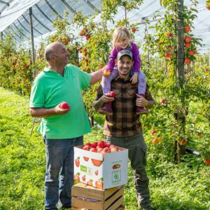 Werner Witzemann Mit Sohn Und Enkelin Foto: Weissengruber