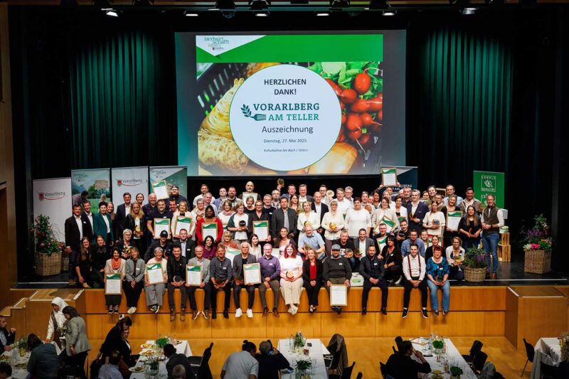 Gruppenbild Vorarlberg Am Teller Auszeichnung 2025 - © Land Vorarlberg | Bernd Hofmeister