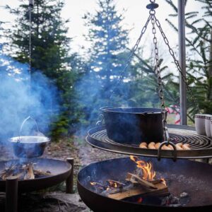 Familientage Bei Finks – Die Passende Verpflegung Direkt Von Der Feuerschale Darf Nicht Fehlen – Foto: Pallinger