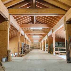 Blick In Den Das Versorgungslager Der Alpe Parpfienz – Foto Manuelpaul.com